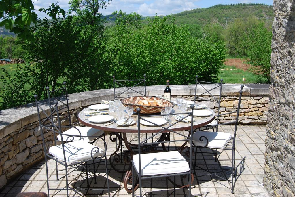 Mas De Garrigue Bed & Breakfast Calvignac Екстериор снимка